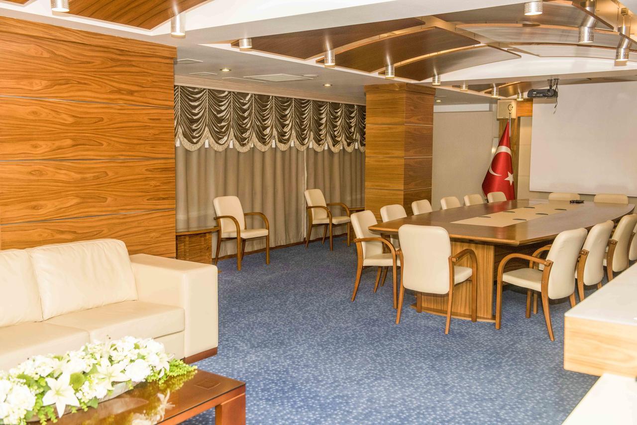 Ozgobek Ronesans Hotel De Luxe Uşak Exteriér fotografie